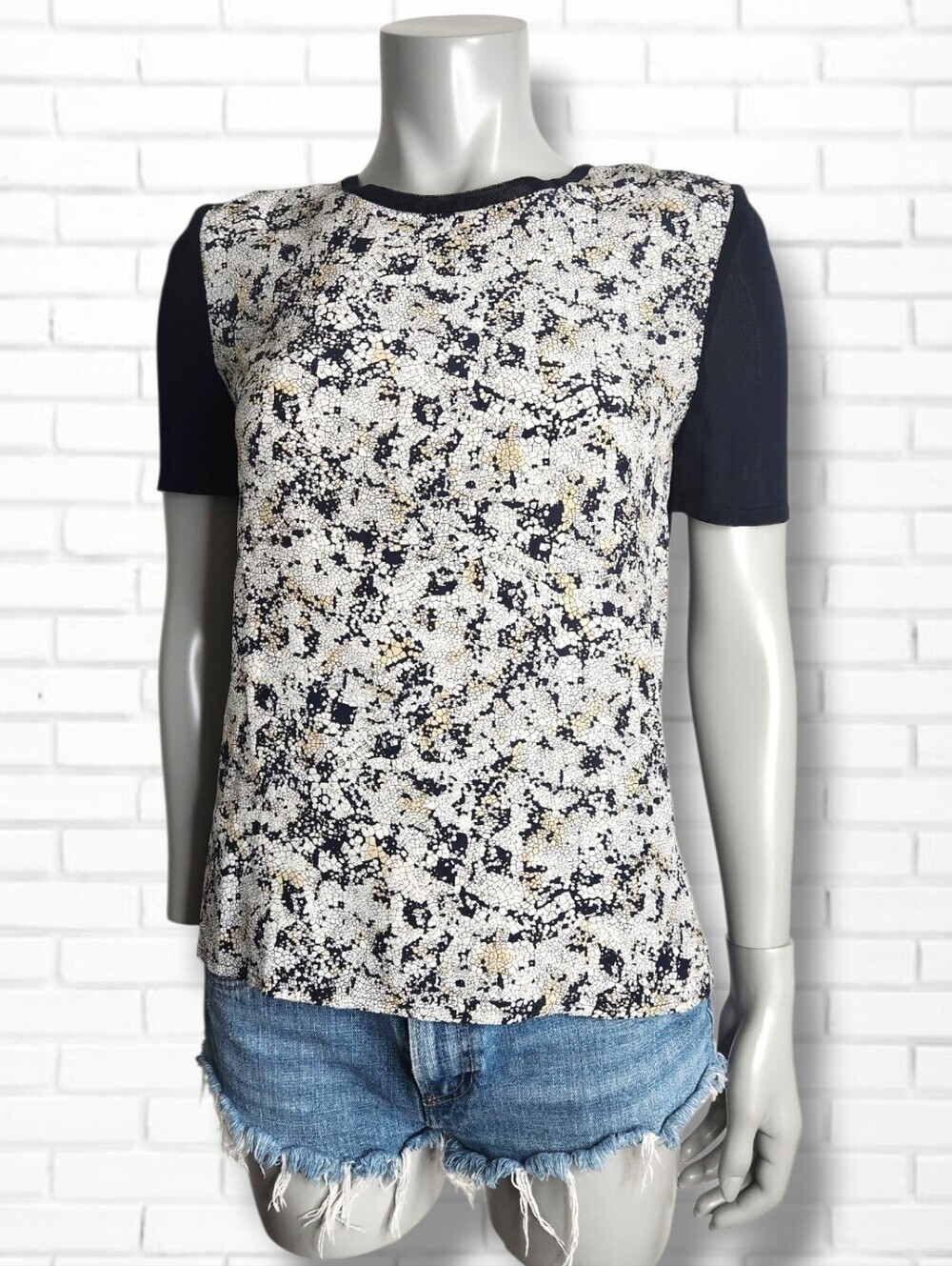Celine Paris Vintage Abstract Mosaic Silk Knit Short Sleeve Top Size 38 EU